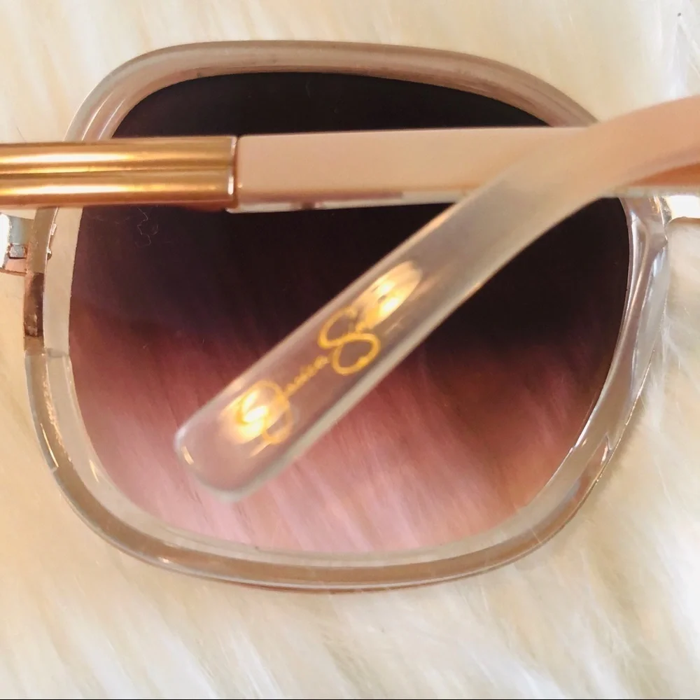 NWT Jessica Simpson Oversized square Sunglasses Rose Gold/Blush pink.